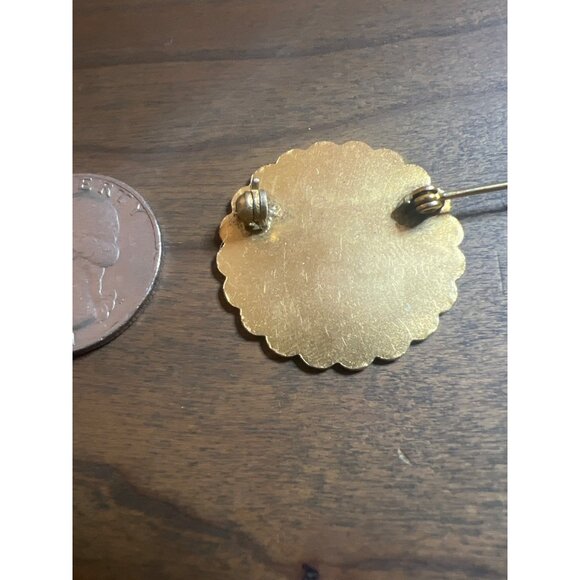 F Monogram Vintage Brooch Gold Tone Elegant Scalloped Edges Circle Round 1” - Picture 7 of 7